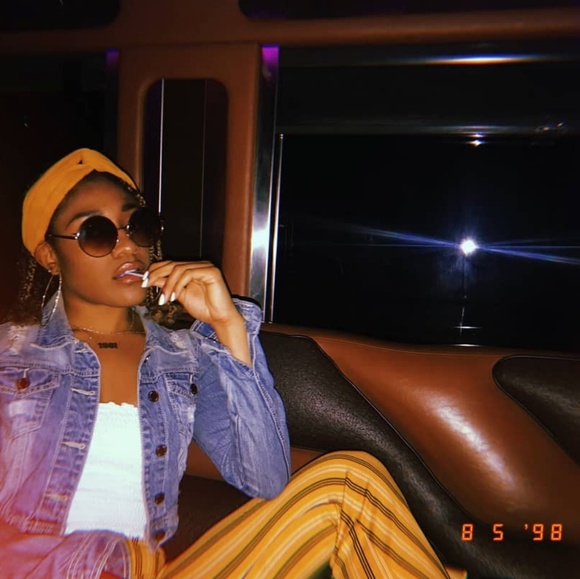 Meet your Posher, Skylar Warren - Picture 5 of 8